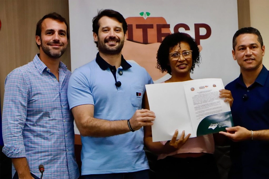 Secretaria de Agricultura entrega mais de 100 títulos de regularização fundiária em Brejo Alegre