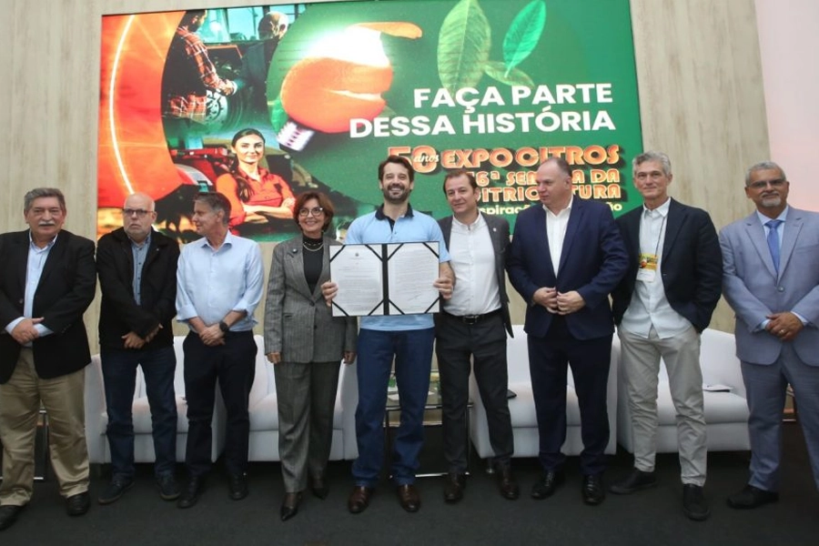 Governo de SP lança edital de contratação para ampliar combate ao Greening