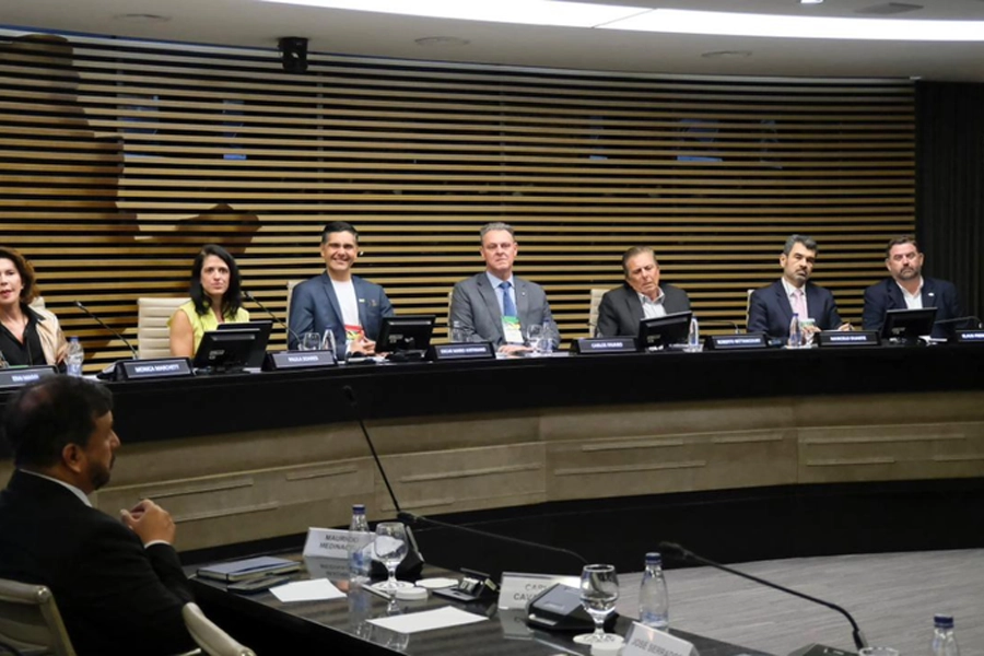 Ministro Fávaro participa de Fórum Empresarial Brasil-Bolívia em São Paulo