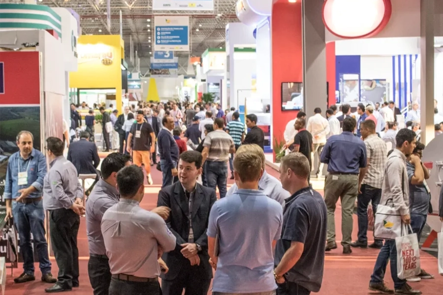 Genética avícola e suína ganha destaque no SIAVS 2026 como base da eficiência produtiva