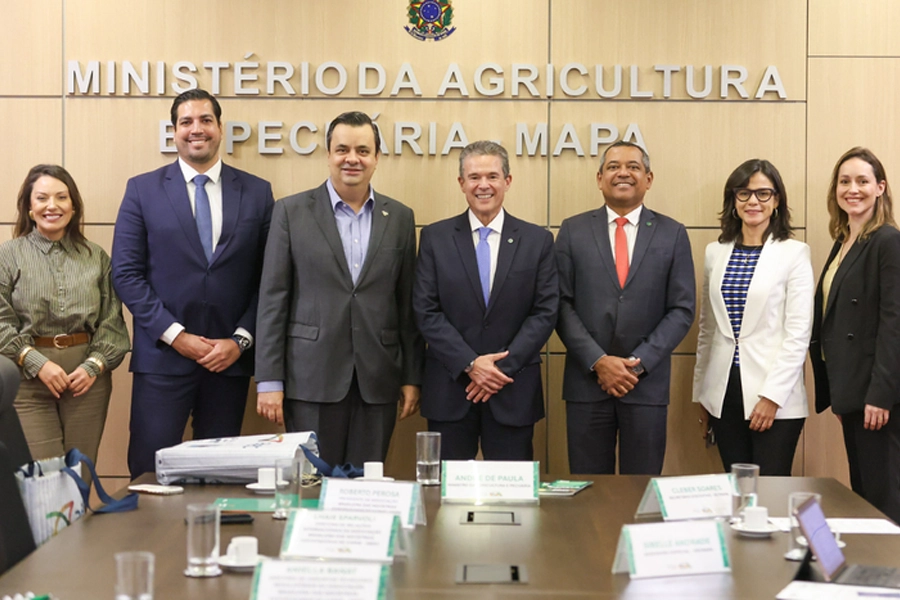 Ministro André de Paula recebe presidente da Abiec no Mapa