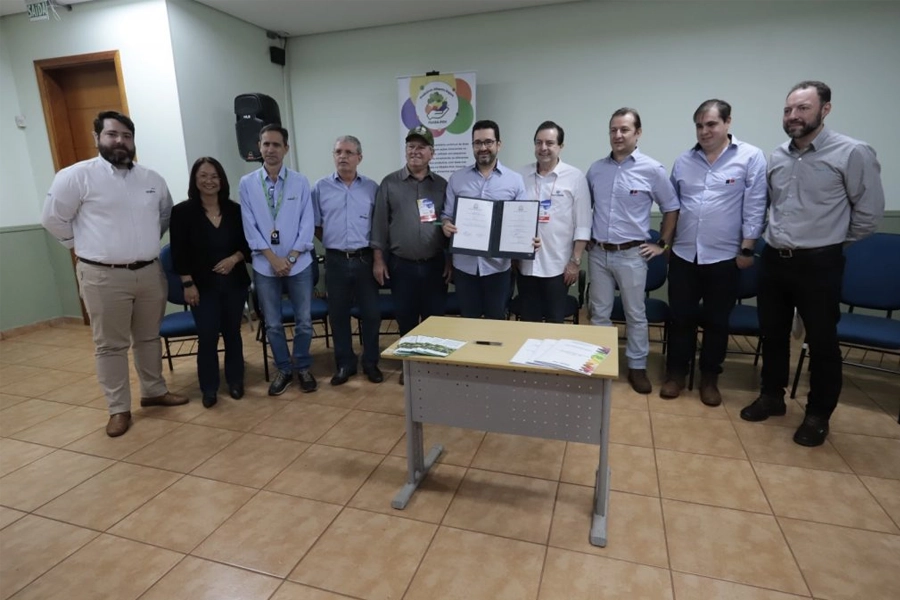 Agrishow 2026: Secretaria de Agricultura de SP assina protocolo de intenções para projeto que aumenta segurança na produção de alimentos