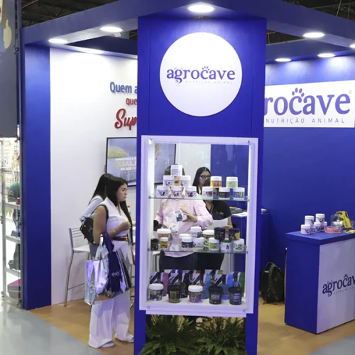 Agrocave reforça liderança e aposta em inovação durante a SuperPet, em Campinas