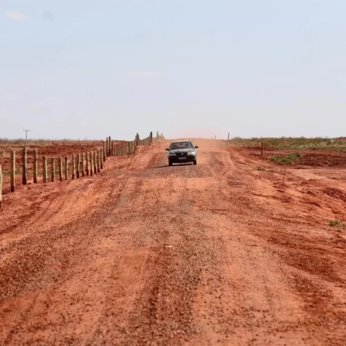 Caravana 3D – Governo de SP inaugura trechos de estrada rural e visita produtora beneficiada por crédito rural em Araçatuba