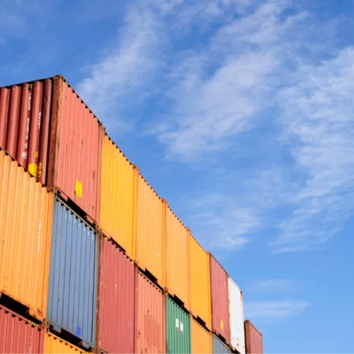 Presidente Lula anuncia comitê para adoção de medidas de proteção da economia brasileira