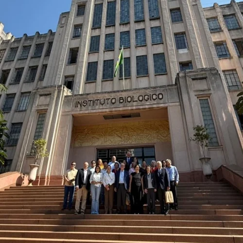 FAPESP visita Instituto Biológico e conhece competências estratégicas em ciência, inovação e sanidade agropecuária