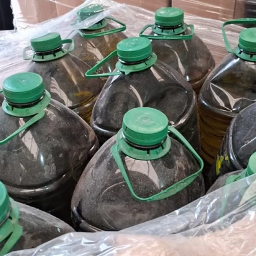 Mapa fiscaliza destinação final de lote fraudado de azeite de oliva em Curitiba