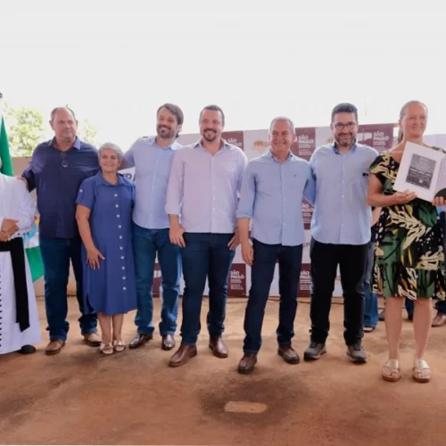 Governo de São Paulo entrega 166 títulos e inaugura primeira unidade do Cozinhalimento em assentamento rural do Estado