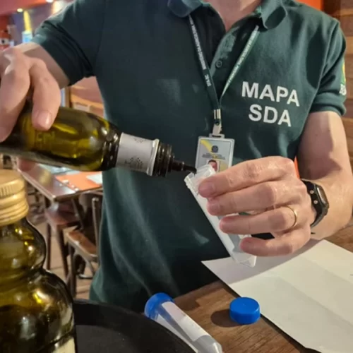 Mapa e Sedcon-RJ realizam operação para identificar fraudes em azeites de oliva