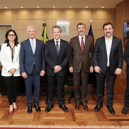 Ministro André de Paula avança diálogo com a Itália sobre o setor cafeeiro