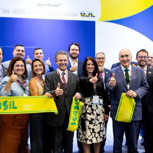Ministro André de Paula participa da SIAL Xangai e reforça protagonismo do agro brasileiro no mercado chinês