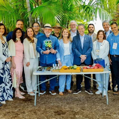 Ministro André de Paula participa da abertura da Feira Brasil na Mesa em celebração aos 53 anos da Embrapa