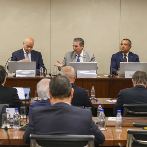 Ministro André de Paula participa de reunião do Coagro e reforça parceria com setor produtivo