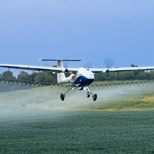 Aviação agrícola ganha reforço tecnológico com chegada do Pelican Pyka ao Brasil