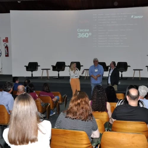 Pesquisa e extensão se unem para ampliar produção nacional e sustentável de cacau e chocolate