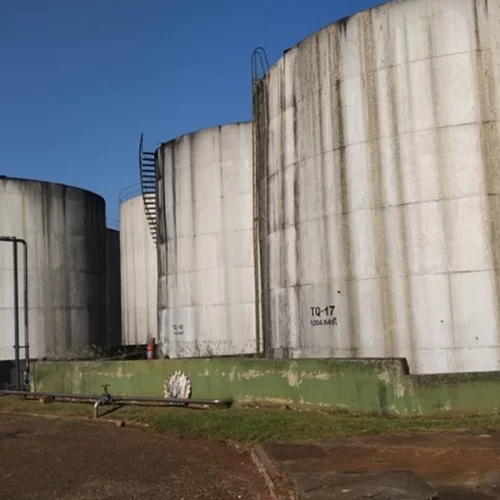 Mapa apreende 7,28 milhões de litros de cachaça e aguardente no interior de SP