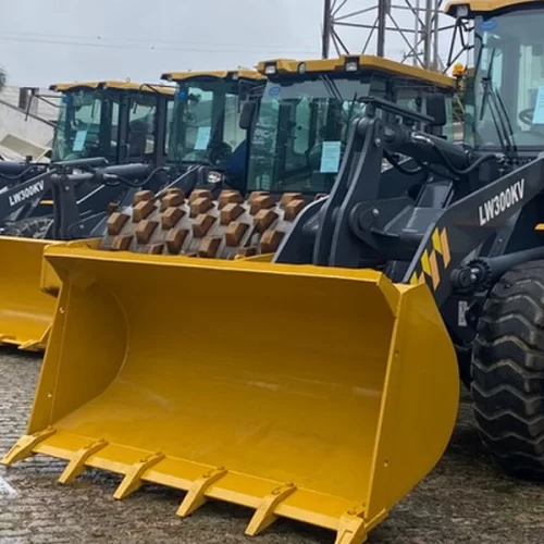 Mapa entrega máquinas agrícolas a 14 municípios do Paraná